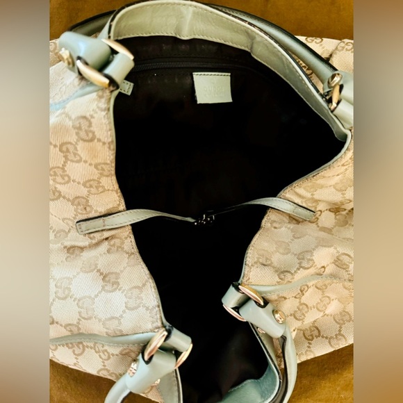 Pre loved Gucci authentic Abbey bag - Picture 5 of 7